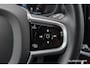 Volvo V60 2.0 B4 197Pk Aut. | R-Design | Achteruitrijcamera | Harman-Kardon | Trekhaak | 20''