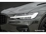 Volvo V60 2.0 B4 197Pk Aut. | R-Design | Achteruitrijcamera | Harman-Kardon | Trekhaak | 20''