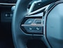 Peugeot 3008 1.6 plug-in Hybrid 195 Allure | Navigatie | Adapt. Cruise | Climate Control | Camera | 19'' L.M. | 7,4 kW lader | Achterbank in delen neerklapbaar | Achteruitrijcamera