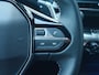 Peugeot 3008 1.6 plug-in Hybrid 195 Allure | Navigatie | Adapt. Cruise | Climate Control | Camera | 19'' L.M. | 7,4 kW lader | Achterbank in delen neerklapbaar | Achteruitrijcamera