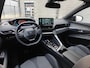 Peugeot 3008 1.6 plug-in Hybrid 195 Allure | Navigatie | Adapt. Cruise | Climate Control | Camera | 19'' L.M. | 7,4 kW lader | Achterbank in delen neerklapbaar | Achteruitrijcamera