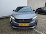 Peugeot 3008 1.6 plug-in Hybrid 195 Allure | Navigatie | Adapt. Cruise | Climate Control | Camera | 19'' L.M. | 7,4 kW lader | Achterbank in delen neerklapbaar | Achteruitrijcamera