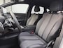 Peugeot 3008 1.6 plug-in Hybrid 195 Allure | Navigatie | Adapt. Cruise | Climate Control | Camera | 19'' L.M. | 7,4 kW lader | Achterbank in delen neerklapbaar | Achteruitrijcamera