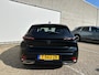 Peugeot 308 1.6 Plug-in Hybrid 180 GT | Elek. Stoelen | Navigatie | Camera | Adaptieve Cruise | Achterbank in delen neerklapbaar | Achteruitrijcamera | Apple Carplay/Android Auto|telefoonintegratie premium