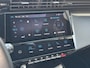 Peugeot 308 1.6 Plug-in Hybrid 180 GT | Elek. Stoelen | Navigatie | Camera | Adaptieve Cruise | Achterbank in delen neerklapbaar | Achteruitrijcamera | Apple Carplay/Android Auto|telefoonintegratie premium