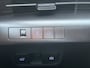 Hyundai Kona 1.6 GDI 141pk HEV Premium Sky | Premium audio | 360 camera | Schuif-kanteldak | Bestuurdersstoel met geheugen | Adaptive cruise control | Dodehoek detectie | Full LED koplampen | Stoelverwarming | Stoelventilatie | Stuurverwarming