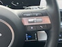 Hyundai Kona 1.6 GDI 141pk HEV Premium Sky | Premium audio | 360 camera | Schuif-kanteldak | Bestuurdersstoel met geheugen | Adaptive cruise control | Dodehoek detectie | Full LED koplampen | Stoelverwarming | Stoelventilatie | Stuurverwarming