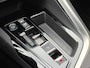 Peugeot 3008 1.6 HYbrid4 300 GT | Navigatie | Panoramadak | Camera | Adapt. Cruise | Achterbank in delen neerklapbaar | Achteruitrijcamera | Apple Carplay/Android Auto|telefoonintegratie premium