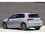 Volkswagen Golf 1.5 eTSI 150Pk Aut. | Style | Achteruitrijcamera | 17'' | Moonstone Grey