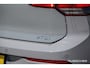 Volkswagen Golf 1.5 eTSI 150Pk Aut. | Style | Achteruitrijcamera | 17'' | Moonstone Grey