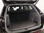 Volkswagen Tayron 1.5 eHybrid R-Line Edition 272 pk Automaat (DSG) | Verlengde garantie | Navigatie | Panoramadak | Trekhaak (wegklapbaar) | Parkeersensoren (Park assist) | Rondomzicht camera | Black Style pakket | R-Line |
