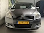 Toyota Verso 1.8 VVT-i Business