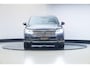 Volkswagen Touareg 3.0 TSi eHybrid 4MOTION | Pano | Stoelverwarming | SOH 98,2% |