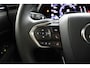 Lexus LBX Elegant 2WD | Apple Carplay/Android Auto | Stoel/Stuurverwarming | Parkeersensoren |