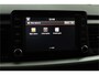 Kia Stonic 1.0 T-GDi DynamicLine - Achteruitrijcamera - Apple Carplay/Android Auto - Cruise Control - Virena Zekerheidspakket t.w.v. €895