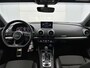 Audi A3 Limousine 35 TFSI CoD Advance Sport | Stoelverwarming | Electronic Climate Control | Cruise Control | Buitenspiegels Elektrisch Verstel- en Verwarmbaar | LED Koplampen | Lederen Stuurwiel | Lederen-Stof Bekleding | Lichtmetalen Velgen | S-Line Exterieur | Sportstoelen | Sportstuur | Stuurwiel Multifunctioneel | Navigatie | Parkeersensoren Voor en Achter