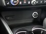 Audi A3 Limousine 35 TFSI CoD Advance Sport | Stoelverwarming | Electronic Climate Control | Cruise Control | Buitenspiegels Elektrisch Verstel- en Verwarmbaar | LED Koplampen | Lederen Stuurwiel | Lederen-Stof Bekleding | Lichtmetalen Velgen | S-Line Exterieur | Sportstoelen | Sportstuur | Stuurwiel Multifunctioneel | Navigatie | Parkeersensoren Voor en Achter