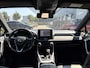 Toyota RAV4 2.5 Hybrid Bi-tone STOEL/STUURVERW PARK-SENSOREN ELEK-ACHTERKLEP LM-VELGEN BLUETOOTH DRAADLOOS-LADEN AD-CRUISE CAMERA NAVI DAB+