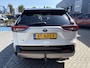 Toyota RAV4 2.5 Hybrid Bi-tone STOEL/STUURVERW PARK-SENSOREN ELEK-ACHTERKLEP LM-VELGEN BLUETOOTH DRAADLOOS-LADEN AD-CRUISE CAMERA NAVI DAB+
