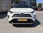 Toyota RAV4 2.5 Hybrid Bi-tone STOEL/STUURVERW PARK-SENSOREN ELEK-ACHTERKLEP LM-VELGEN BLUETOOTH DRAADLOOS-LADEN AD-CRUISE CAMERA NAVI DAB+