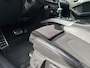 Audi A4 Avant 1.8 TFSI S Editon | S-Line 3x | Orig. NL | 100% Onderhouden | 19 Inch | Sportstoelen | Afn. Trekhaak | Bi-Xenon