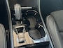 Volvo XC40 1.5 T4 211 Pk Recharge R-Design Navigatie Sporstoelen 20 Inch Velgen Camera Carplay Stoel + Stuurverwarming Pilot Assist Blis