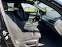 BMW 5-Serie Touring 530e High Executive M Sport Panoramadak Trekhaak Harman-Kardon Carplay 19 inch Laser Licht Keyless Entry Head-Up Display