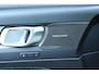 Volvo XC40 2.0 B4 Mild Hybrid Plus Dark | Trekhaak Semi-Elektrisch Inklapbaar | Elektrisch Verstelbare Stoelen Met Geheugen | Adaptieve Cruise Control | Pilot Assist | Google | Keyless | BLIS | Harman/Kardon | Stuurverwarming | Stoelverwarming | Parkeersensoren Voor & Achter incl. Achteruitrijcamera | 18-Inch Lichtmetalen Velgen |