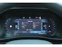 Volvo XC40 2.0 B4 Mild Hybrid Plus Dark | Trekhaak Semi-Elektrisch Inklapbaar | Elektrisch Verstelbare Stoelen Met Geheugen | Adaptieve Cruise Control | Pilot Assist | Google | Keyless | BLIS | Harman/Kardon | Stuurverwarming | Stoelverwarming | Parkeersensoren Voor & Achter incl. Achteruitrijcamera | 18-Inch Lichtmetalen Velgen |