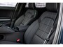 Polestar 2 Long Range Single Motor Prime 82 kWh | Pilot Assist | 360 camera met parkeerhulp | BLIS | Cross Traffic Alert | Rear collision warning | Panoramadak | Harman Kardon premium sound | Volledig verstelbare voorstoelen | Polestar digital key | LED mistlampen met bochtverlichting | Elektr. bedienbare achterklep met voetsensor | Warmtepomp | stoelverwarming achterin | Verwarmd stuurwiel |