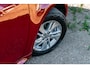 Toyota Yaris 1.5 Hybrid Active / Camera / Stoel + Stuur Verwarming / Apple Carplay / Climate Control / Cruise Control Adaptief / Lane Assist / 15 Inch LM