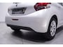 Peugeot 208 1.6 BlueHDi Blue Lease Navigatie cruise-controle Airco stuurbediening bleutooth mistlampen voor 4-seizoenen banden