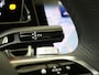 Mercedes-Benz E-klasse 300 e Business Solution AMG / Memory-Stoelen / Panaroma-dak / Nappa-Leder / Winterpakket / 20inch-Multispaaks /