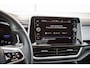 Volkswagen T-Roc 1.5 TSI 150pk DSG R-Line | Achteruitrijcamera | Achterklep Elektrisch | Voorstoelen & Stuur Verwarmd
