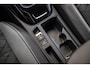 Volkswagen T-Roc 1.5 TSI 150pk DSG R-Line | Achteruitrijcamera | Achterklep Elektrisch | Voorstoelen & Stuur Verwarmd