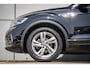 Volkswagen T-Roc 1.5 TSI 150pk DSG R-Line | Achteruitrijcamera | Achterklep Elektrisch | Voorstoelen & Stuur Verwarmd