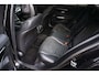 Mercedes-Benz C-klasse 180 AMG Line | Achteruitrijcamera | Panorama-schuifdak | Sfeerverlichting | Nightpakket | Stoelverwarming