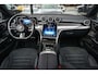 Mercedes-Benz C-klasse 180 AMG Line | Achteruitrijcamera | Panorama-schuifdak | Sfeerverlichting | Nightpakket | Stoelverwarming