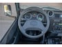 Land Rover Defender 2.4 TD Soft Top 90 E, 78.000km NAP, Origineel NL, Trekhaak, Elektrische ramen, Radio/CD, Centrale vergrendeling.