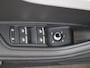 Audi A4 Avant 40 TFSI S edition | Virtual cockpit | Adaptieve cruise control | 3-zone airco | Navigatie | Sfeerverlichting | Parkeersensoren voor en achter | Lane assist |