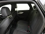 Audi A4 Avant 40 TFSI S edition | Virtual cockpit | Adaptieve cruise control | 3-zone airco | Navigatie | Sfeerverlichting | Parkeersensoren voor en achter | Lane assist |
