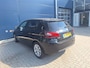 Peugeot 308 1.2 PureTech Blue Lease Allure | Lage KM | Navigatie | Cruise Control | Lichtmetalen Velgen | Climate Control |