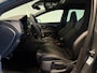 SEAT Leon ST 2.0 TSI 4DRIVE CUPRA 300 R Carbon Panodak Bucketseats Beats Audio Brembo Virtual