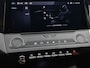 Peugeot 308 SW Allure Hybrid 145pk Automaat | Navigatie via draadloze Apple Carplay / Android auto | Rondomzichtcamera | Climate Control | Adaptieve Cruise Control | Parkeersensoren v+a | Keyless start | Bluetooth | DAB+ radio | Led koplampen | Volledig digitaal instrumentenpaneel | Donker getint glas | 17" lichtmetalen velgen |