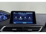 Peugeot 3008 1.2 PureTech Crossway | Achteruitrijcamera | Trekhaak | Cruise control | Navigatie | Airco | Stuurversnellingen | Stuurbediening | Apple carplay/Android auto | Climate control |