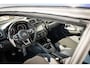 Volkswagen Scirocco 1.4 TSi Edition | Panoramadak | 19 inch LMV | Sportstoelen | Schroefset | PDC