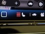 Volkswagen Golf 1.5 eHybrid GTE | SoH 97% | Panoramadak | Trekhaak | Achteruitrijcamera | Head-up display | Black style | Matrix LED verlichting | Stoel- en stuurwielverwarming | Dodehoekdetectie |
