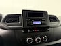 Renault Master 2.3DCI 135PK L2H2 | Imperiaal | Trekhaak | Airco | Cruise | Betimmering | 3-Zits