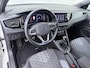 Volkswagen Polo 1.0 TSI R-Line | Stoelverwarming | ACC | Matrix LED | Spiegelpakket | Carplay | Getint Glas | 16'' |
