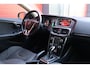 Volvo V40 Cross Country 1.5 T3 153pk Nordic+ Automaat | Trekhaak | Full LED | Navigatie | Climate |